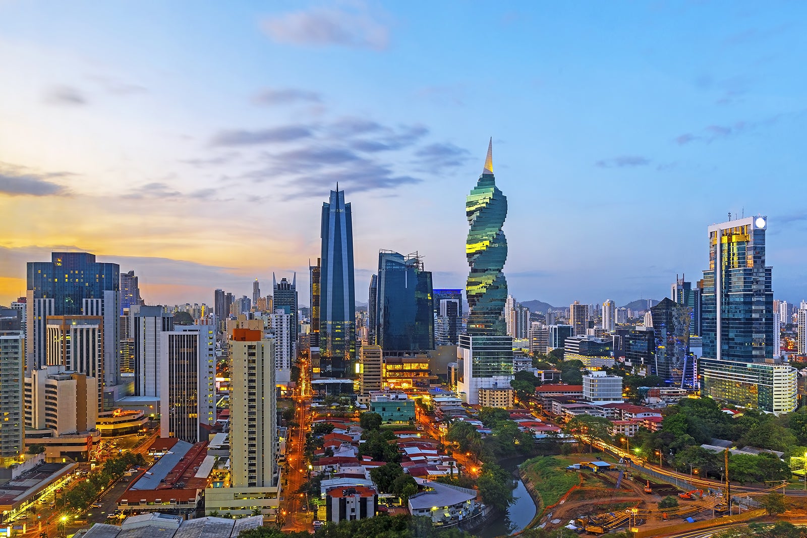 Panamá: guía turística entre dos océanos, canal icónico y cultura vibrante